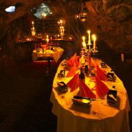 eventlokal speziell h�hlenraclette h�hlenapero